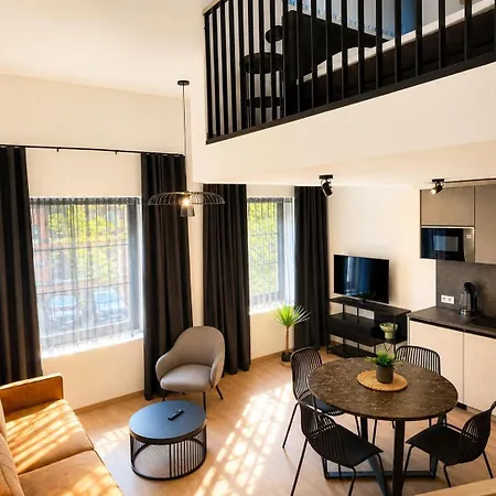 Aparthotel Filosoofi 3*
