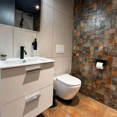 Aparthotel Filosoofi 3*